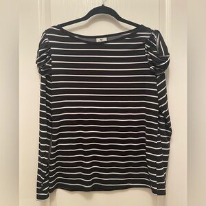 Worthington misses top